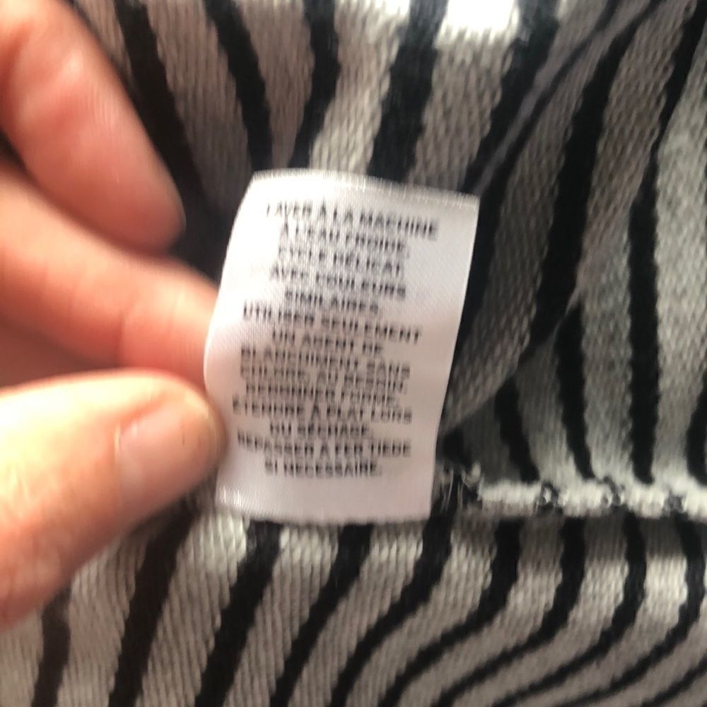 𝅺chelsea 28 striped longsleeve shirt - Picture 5 of 5